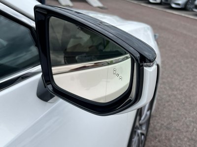 صورة مصغرة 31 لـ 2023 Lexus ES