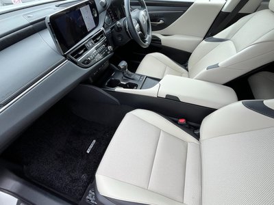 2023 Lexus ES 照片 9
