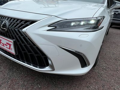 صورة مصغرة 27 لـ 2023 Lexus ES