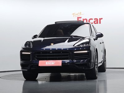 2019 Porsche CAYENNE 照片 2