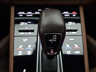 صورة مصغرة 12 لـ 2019 Porsche CAYENNE