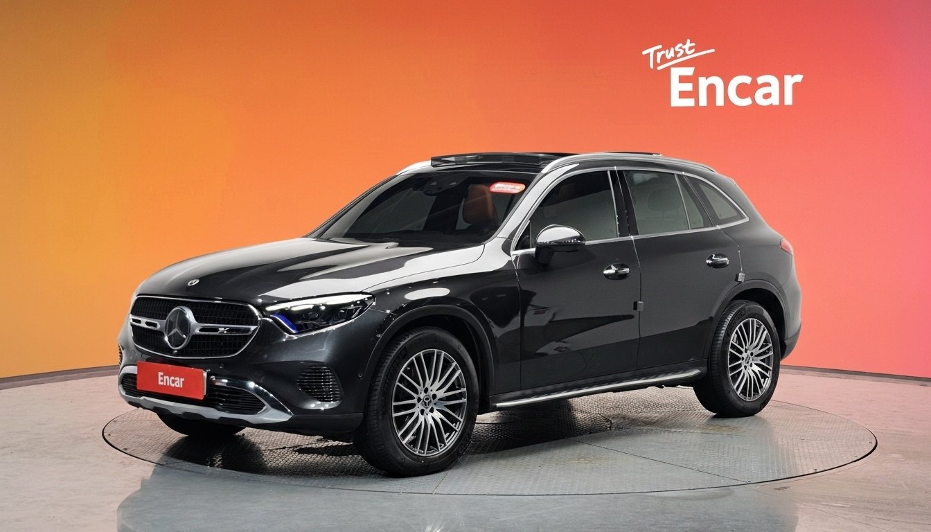 MERCEDES-BENZ GLC - View 1