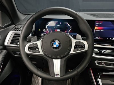 2025 BMW X5 thumbnail 13
