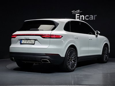 PORSCHE CAYENNE - 3