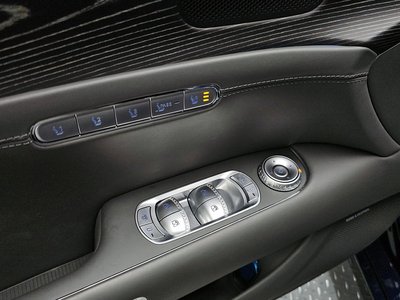 2022 Genesis G90 (RS4) thumbnail 27