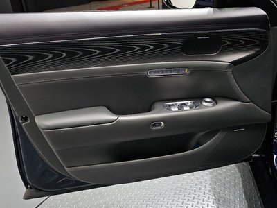 2022 Genesis G90 (RS4) thumbnail 14