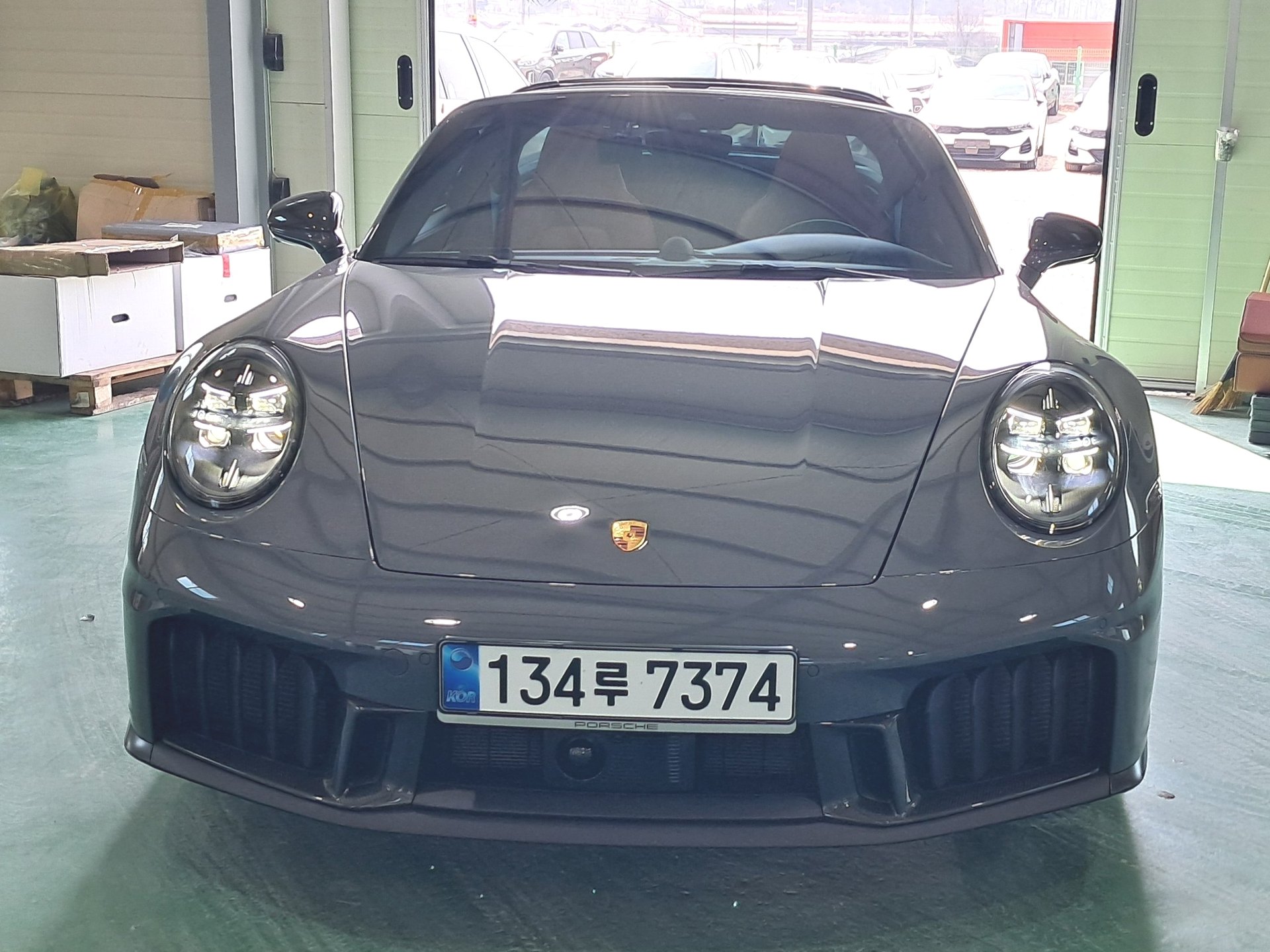 PORSCHE 911 - View 1