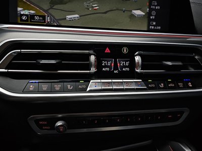 2020 BMW X6 thumbnail 25