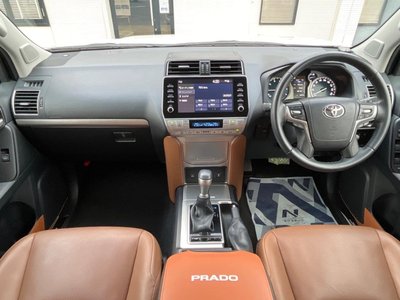 TOYOTA LAND CRUISER PRADO - 2