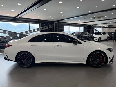 MERCEDES-BENZ CLA - 9