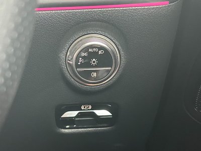 2026 Mercedes-BENZ C-CLASS — миниатюра 36