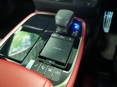 2021 Lexus LS thumbnail 21