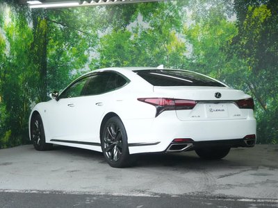 2021 Lexus LS thumbnail 34