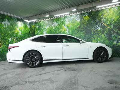 2021 Lexus LS thumbnail 37