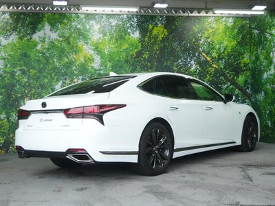 2021 Lexus LS thumbnail 36