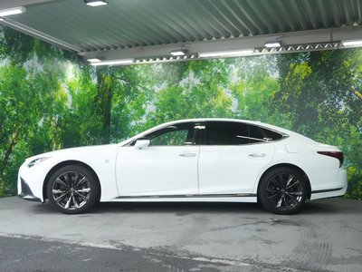 2021 Lexus LS thumbnail 33