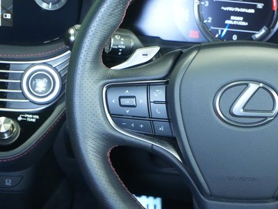 2021 Lexus LS thumbnail 14