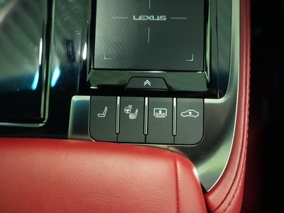 2021 Lexus LS thumbnail 22