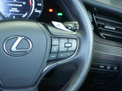 2021 Lexus LS thumbnail 15