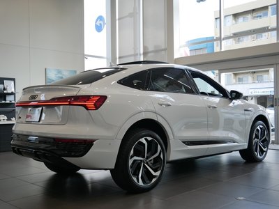 AUDI Q8 SPORTBACK E-TRON - 6