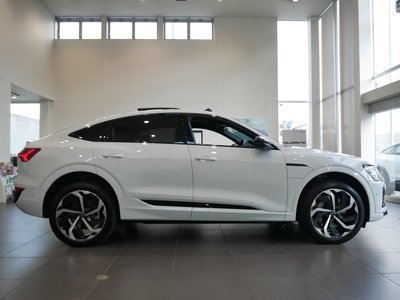 AUDI Q8 SPORTBACK E-TRON - 7