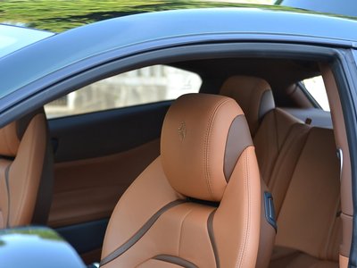 2019 Ferrari GTC4 LUSSO — миниатюра 28