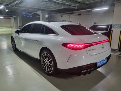 MERCEDES-BENZ EQS - 4