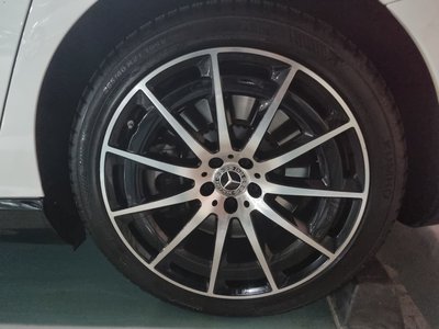 MERCEDES-BENZ EQS - 6