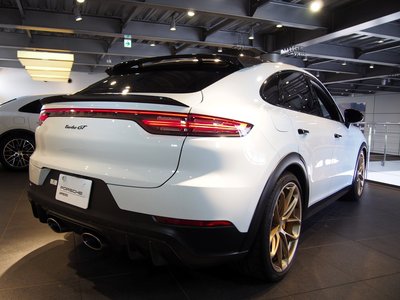 PORSCHE CAYENNE - 6