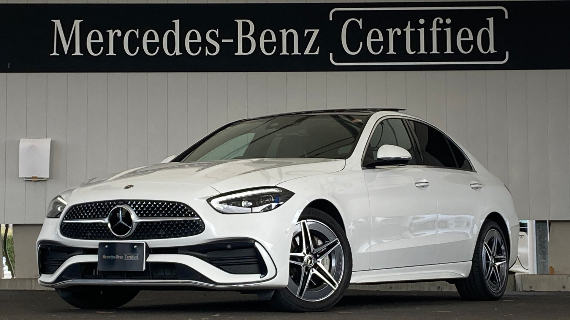 MERCEDES-BENZ C-CLASS - View 1