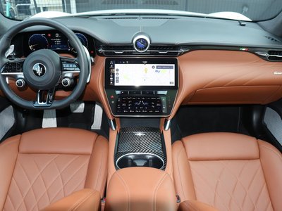 2025 Maserati GRANTURISMO 照片 3