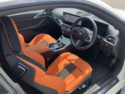 2023 BMW M4 photo 2