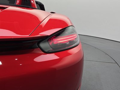 صورة 10 لـ 2022 Porsche 718