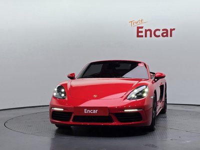 صورة 2 لـ 2022 Porsche 718