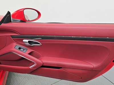 2022 Porsche 718 — миниатюра 15
