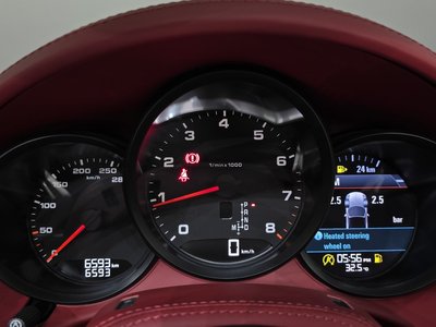 2022 Porsche 718 — миниатюра 11