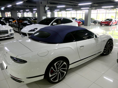 BENTLEY CONTINENTAL - 6