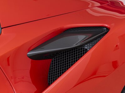 FERRARI F8 SPIDER 2021 thumbnail 19
