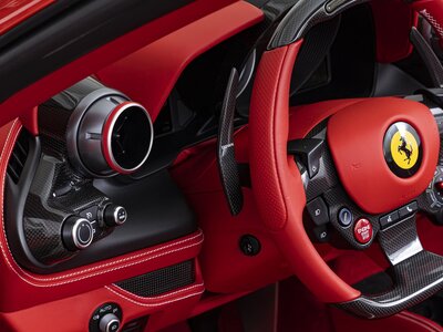 FERRARI F8 SPIDER 2021 thumbnail 7