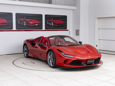 FERRARI F8 SPIDER 2021 thumbnail 29