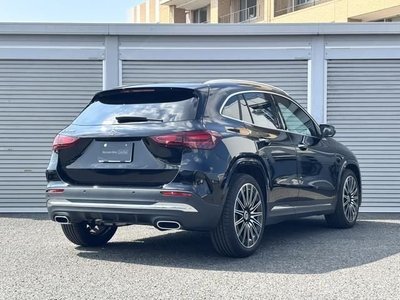 MERCEDES-BENZ GLA - 3