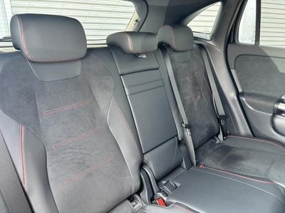 MERCEDES-BENZ GLA - 5