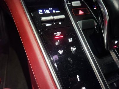 2019 Porsche PANAMERA — миниатюра 12