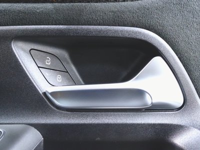 2023 Mercedes-BENZ GLB — миниатюра 22