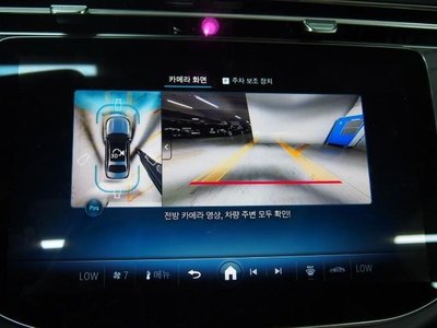 MERCEDES-BENZ E-CLASS - 9