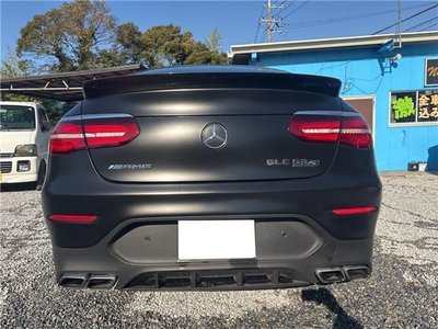 MERCEDES-BENZ GLC AMG - 7