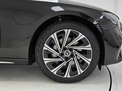 MERCEDES-BENZ E-CLASS - 6