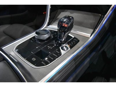 2019 BMW 8 SERIES thumbnail 44