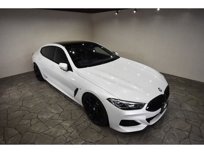 صورة 5 لـ 2019 BMW 8 SERIES