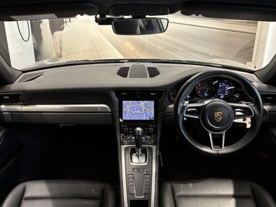 PORSCHE 911 - 9